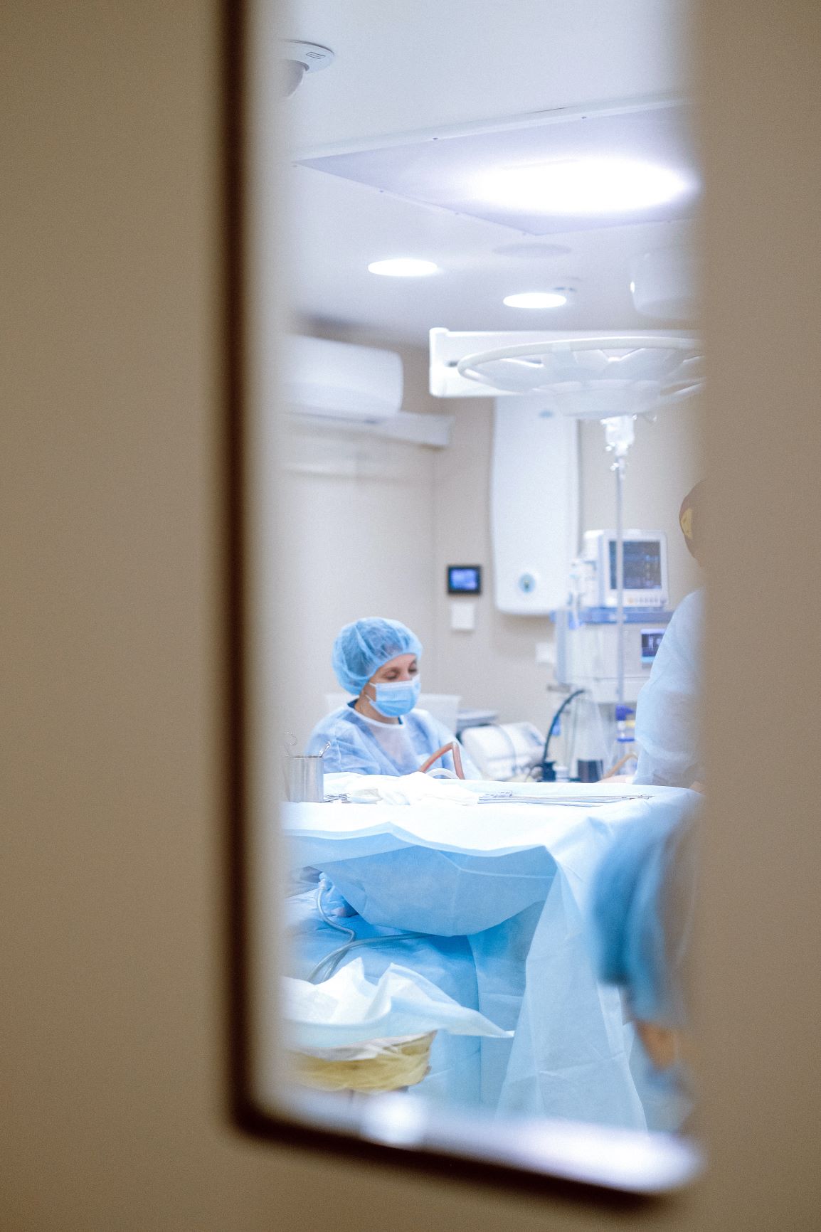 operating room for bladder incontinence surgery